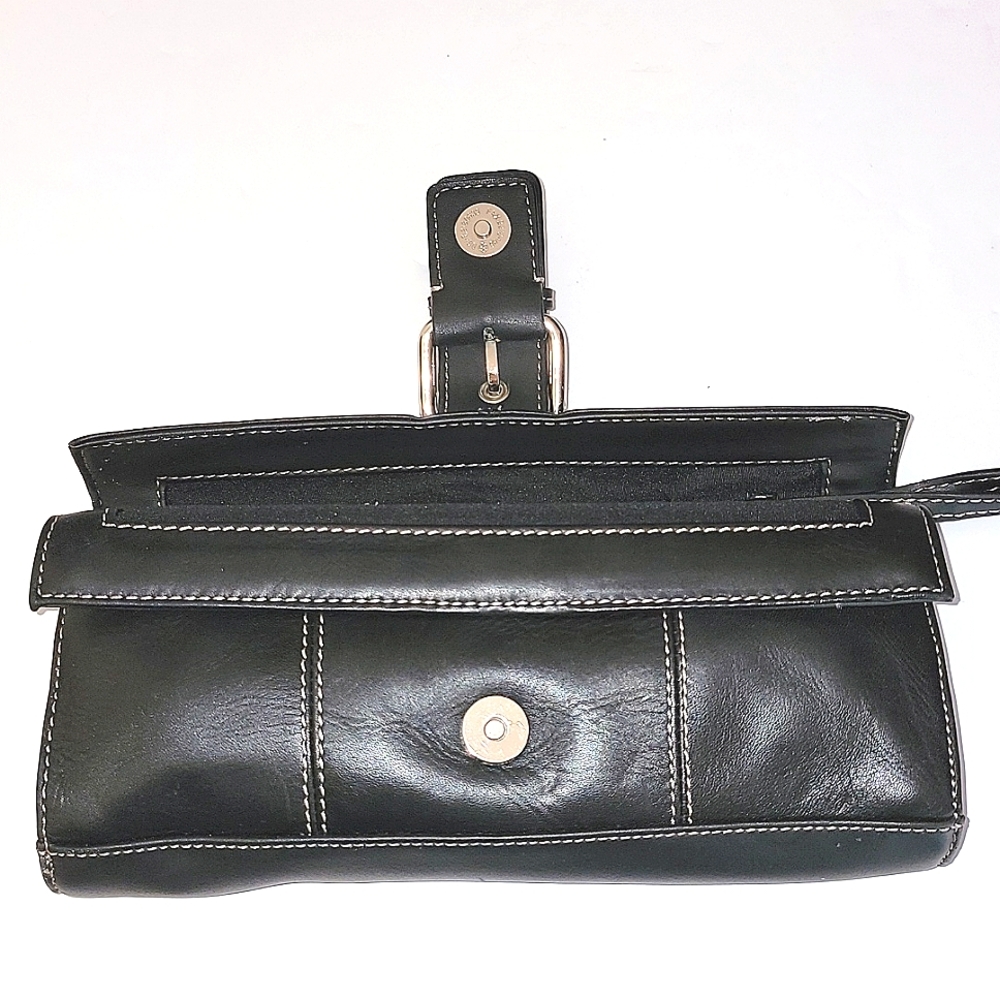 Apostrophe Black Leather Rectangular Wristlet - image 6